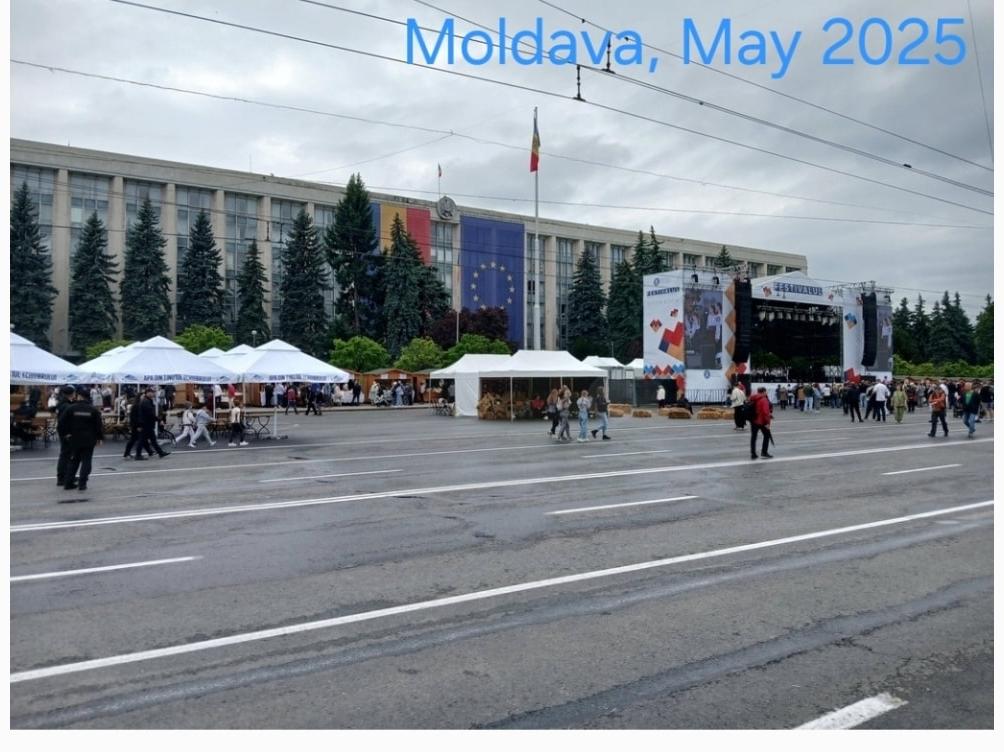 Platz in Moldau, Mai 2025